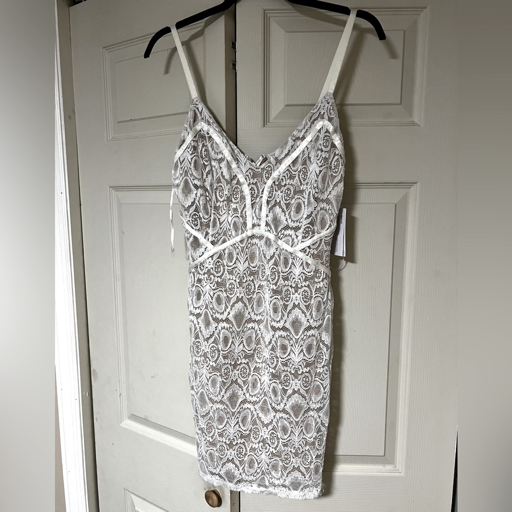 Sexy Guess BodyCon Mini White Dress